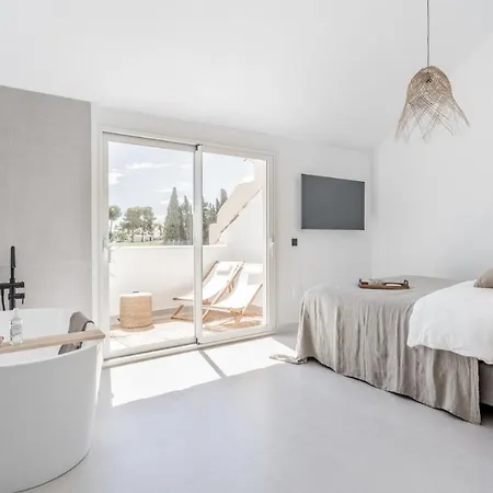 Apartment Duplex Renovated Luxury 3bed In Aloha Marbella